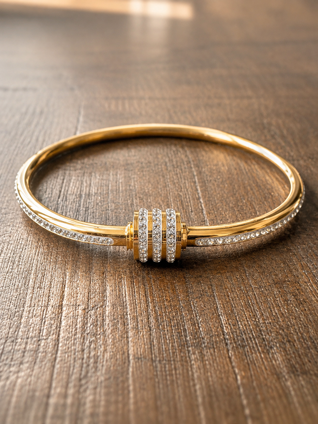 Celeste Tennis Bangle – 18K Gold Plated Stainless Steel