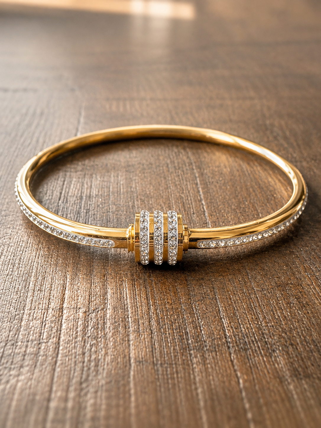 Celeste Tennis Bangle – 18K Gold Plated Stainless Steel