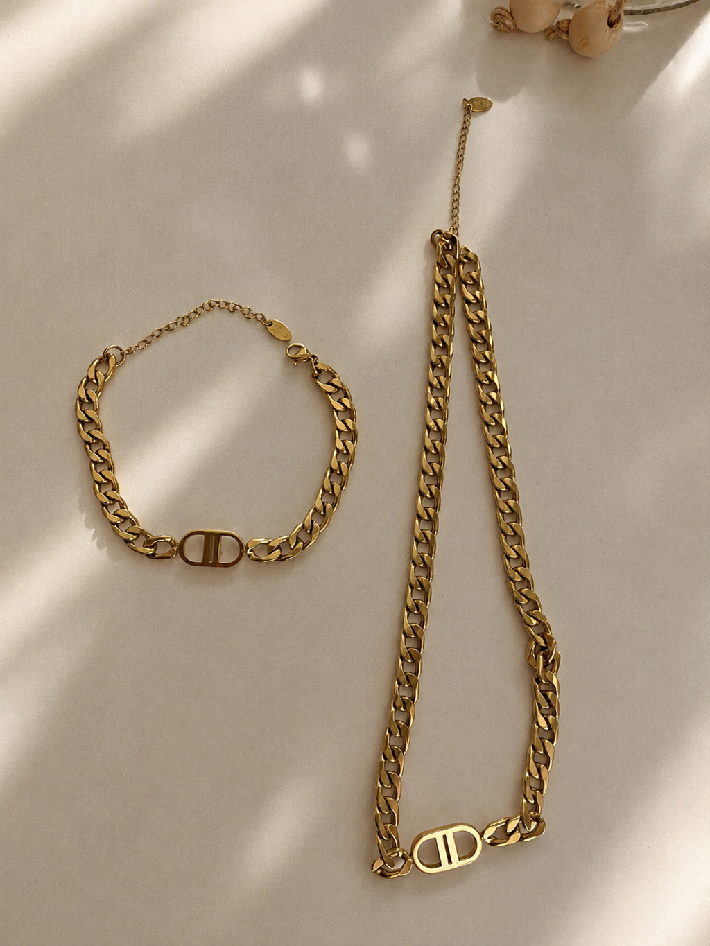 Aurelia Signature Chain Set
