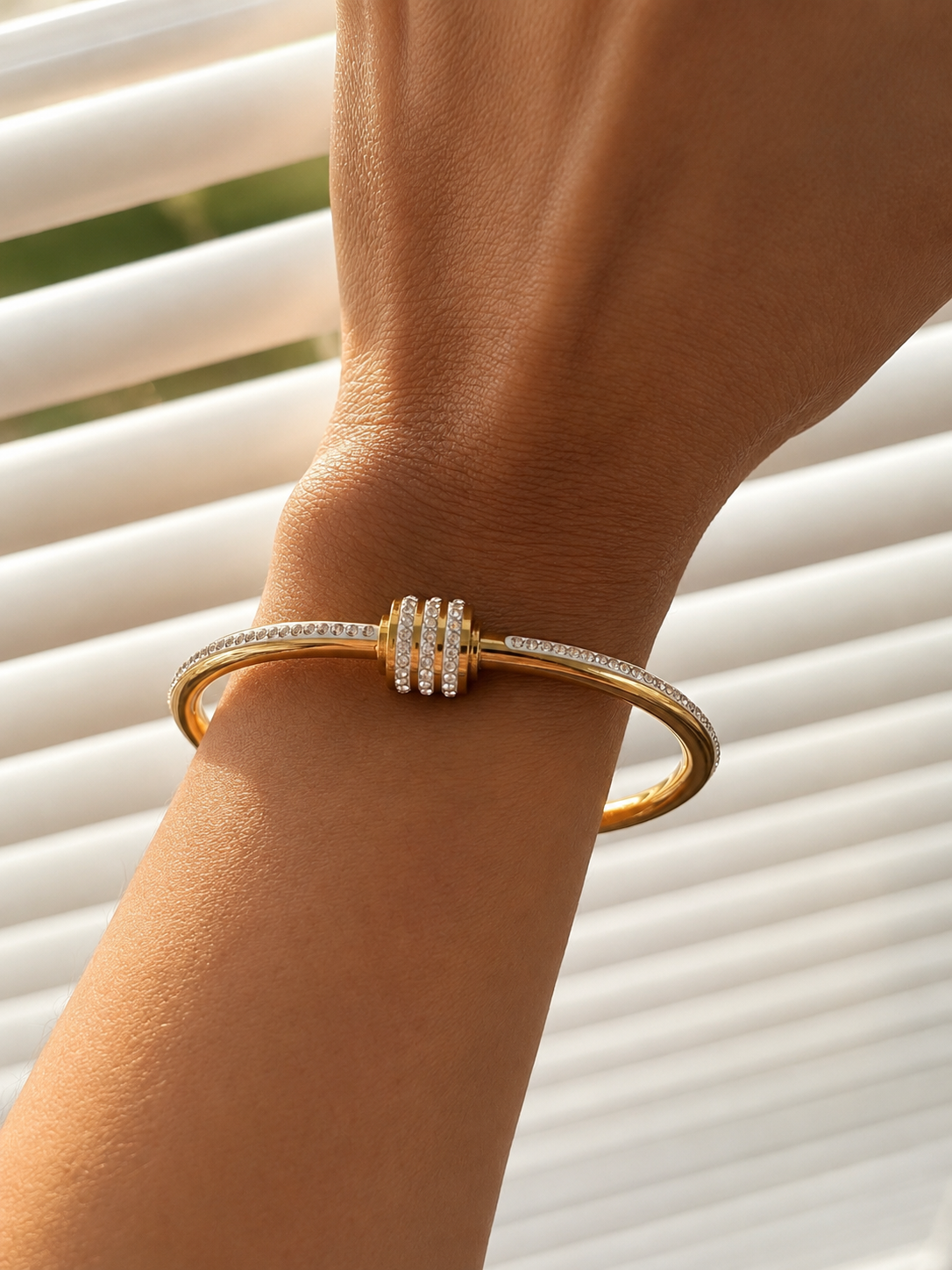 Celeste Tennis Bangle – 18K Gold Plated Stainless Steel