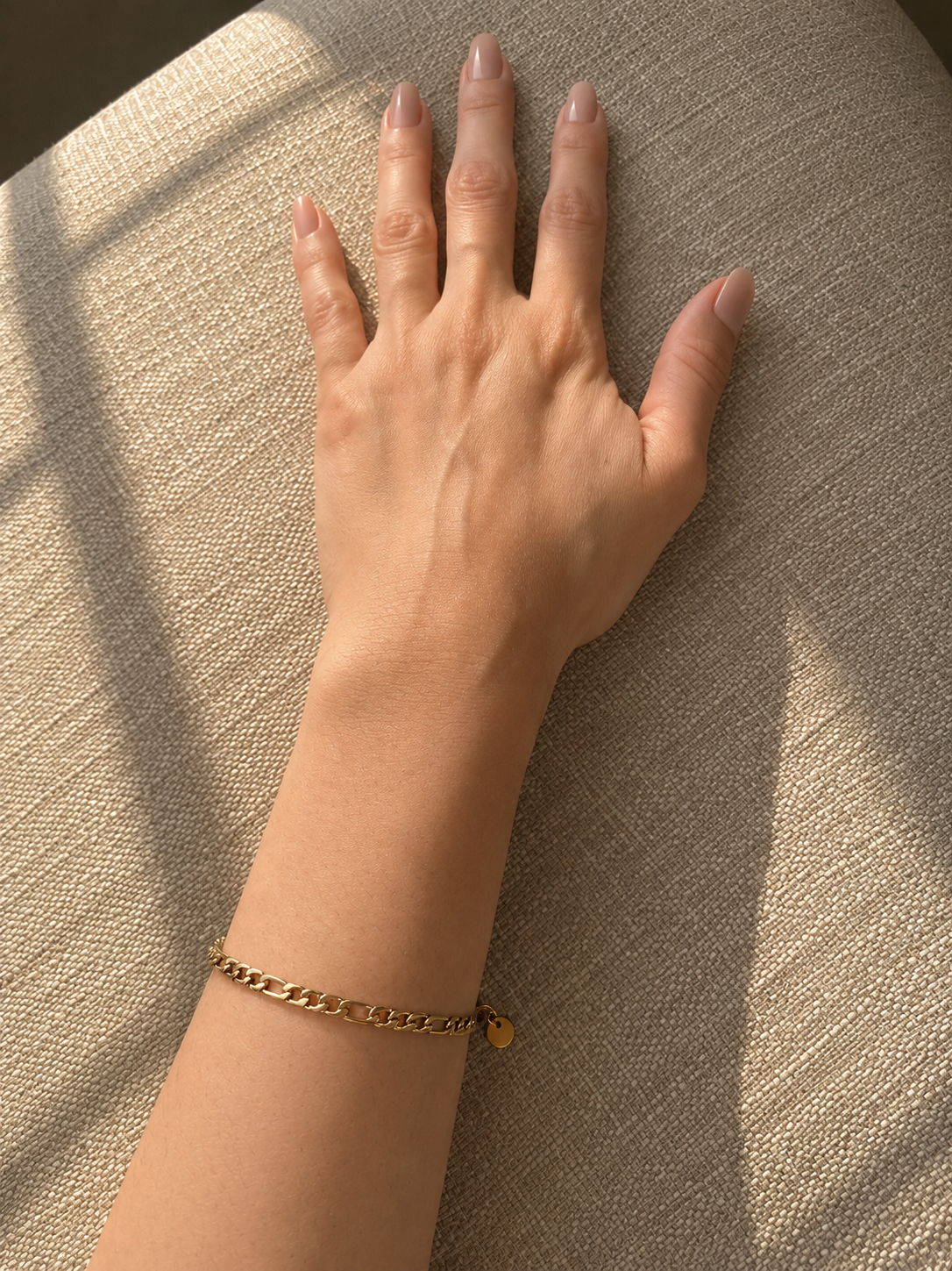 Golden Figaro Chain Bracelet