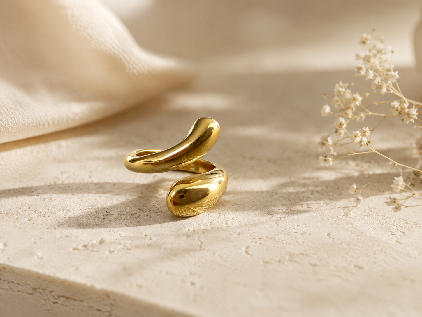 Luna Adjustable Ring