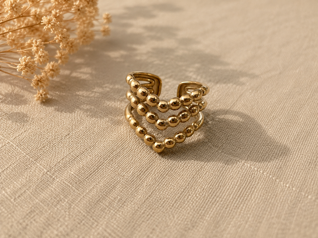 Elara Adjustable Ring