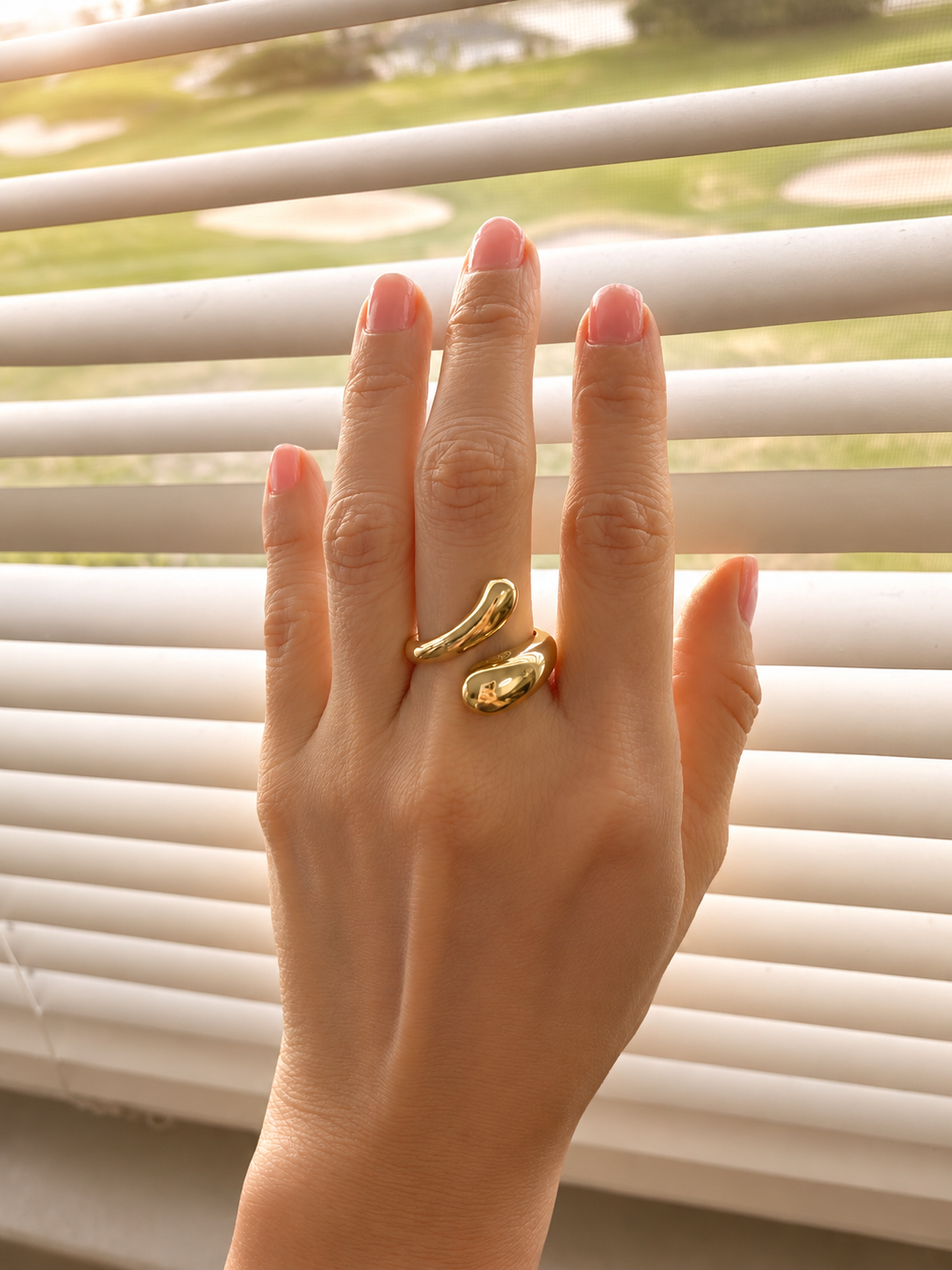 Luna Adjustable Ring