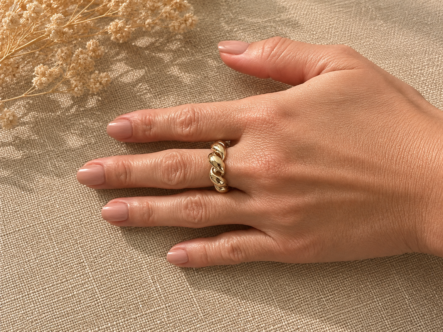 Luna Adjustable Ring