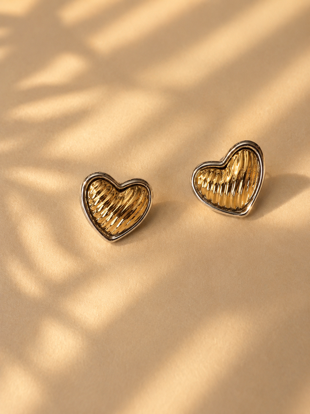 ✨ Amora Heart Earrings